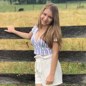 Meet your Posher, Hannah